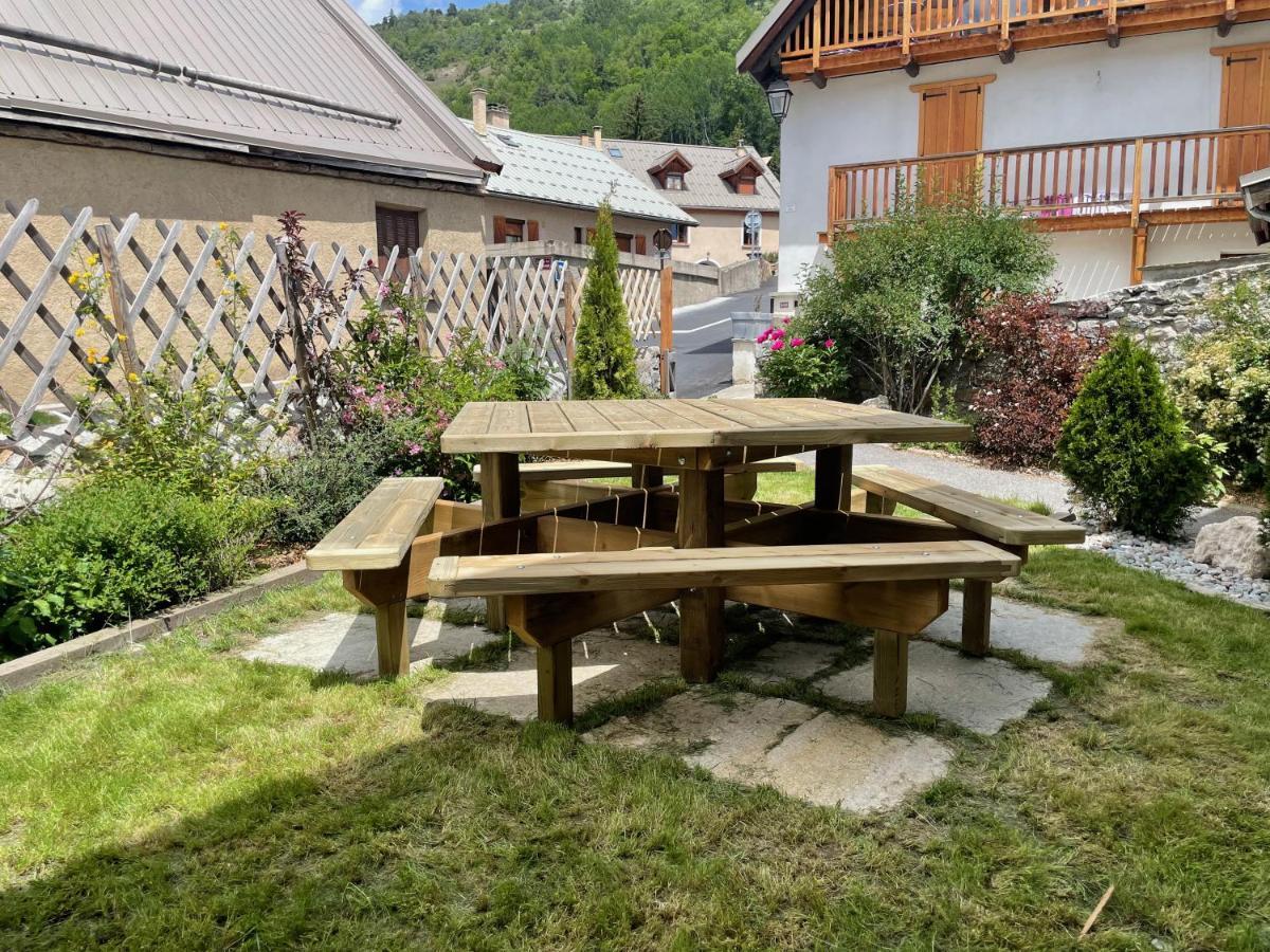 Le Gabion, luxueux appartement avec 10 couchages et sauna, Serre chevalier Vallée Saint-Chaffrey Esterno foto